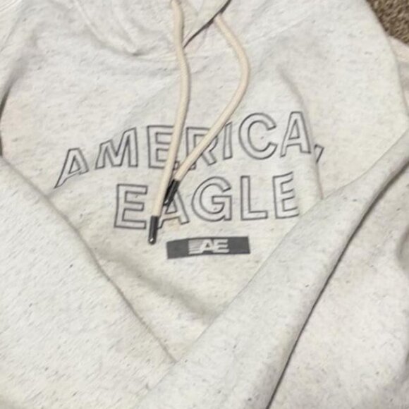 American Eagle Outfitters Women's Grey and White Sweatshirt - Picture 3 of 3